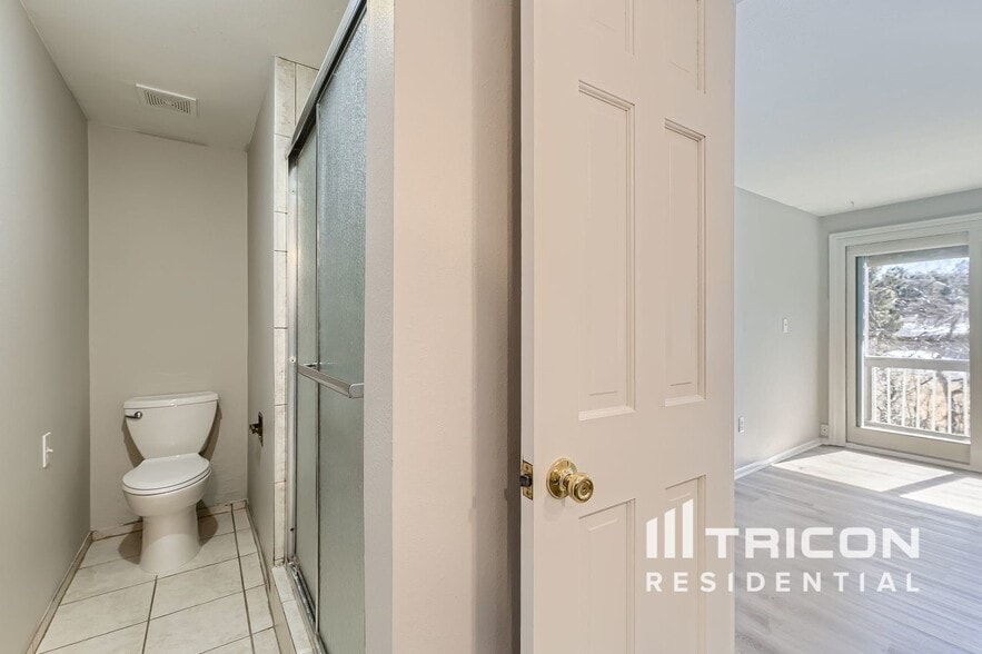 Building Photo - 9734 E Villasur Ct