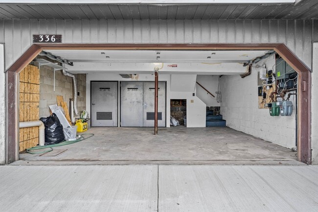 Building Photo - 336 Winfield Ave