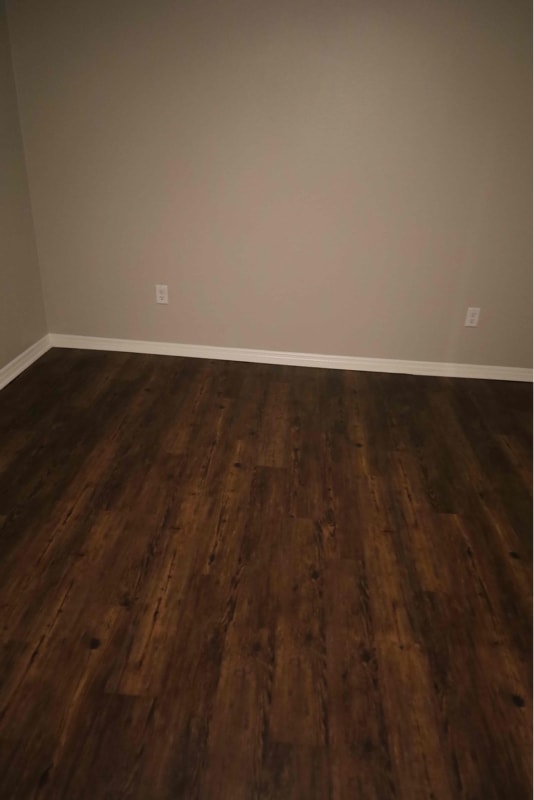 Building Photo - 208 E Starr Ave