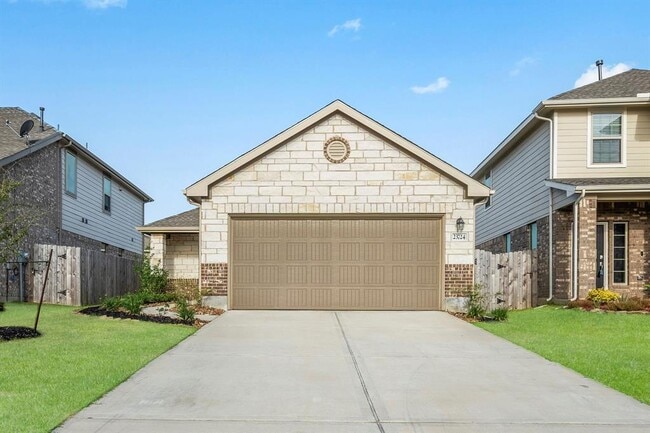 Primary Photo - 23724 Woodgreen Terrace Dr