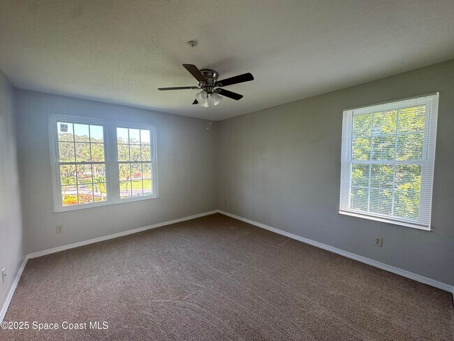 Building Photo - 7667 N Wickham Rd