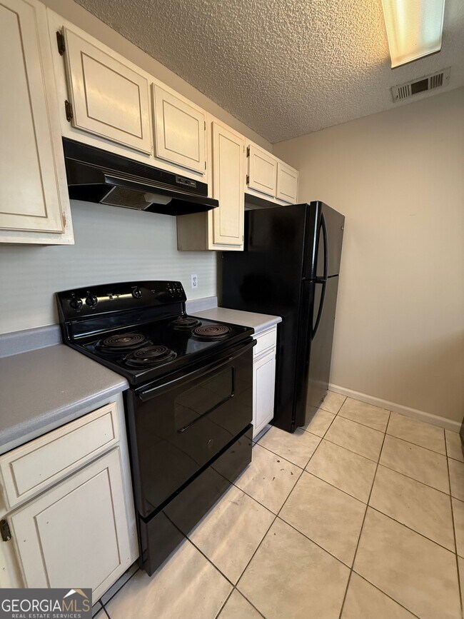 Building Photo - 95 Talbot Ct