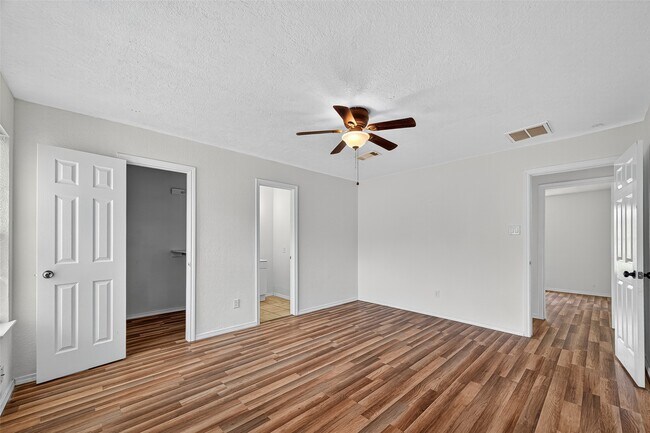 Building Photo - 7839 Cook Rd