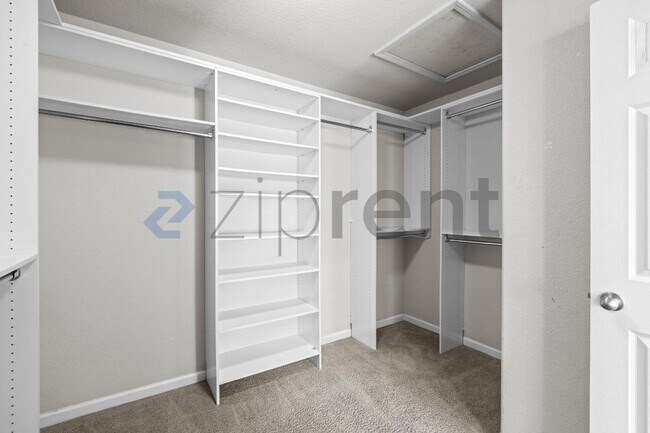 Building Photo - 1137 St Croix Way