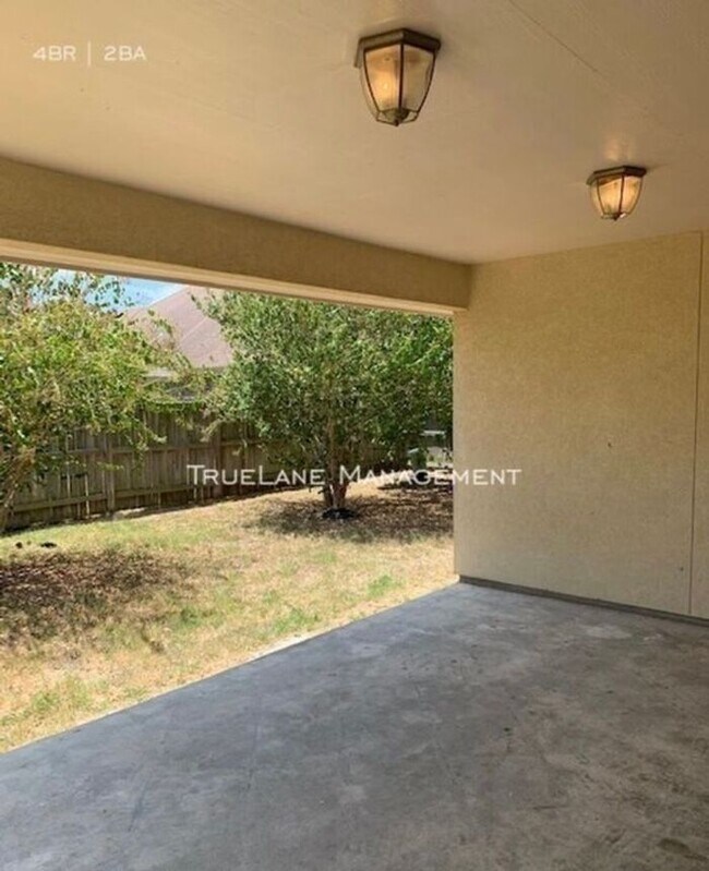Building Photo - No Application Fees*$500.00 off 1st Months...