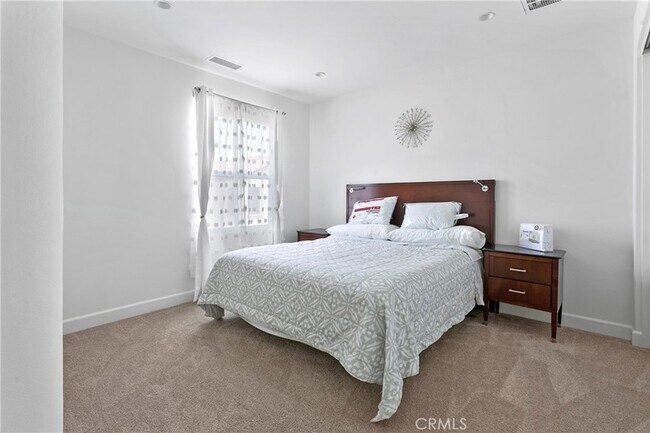 Building Photo - 108 Fisher