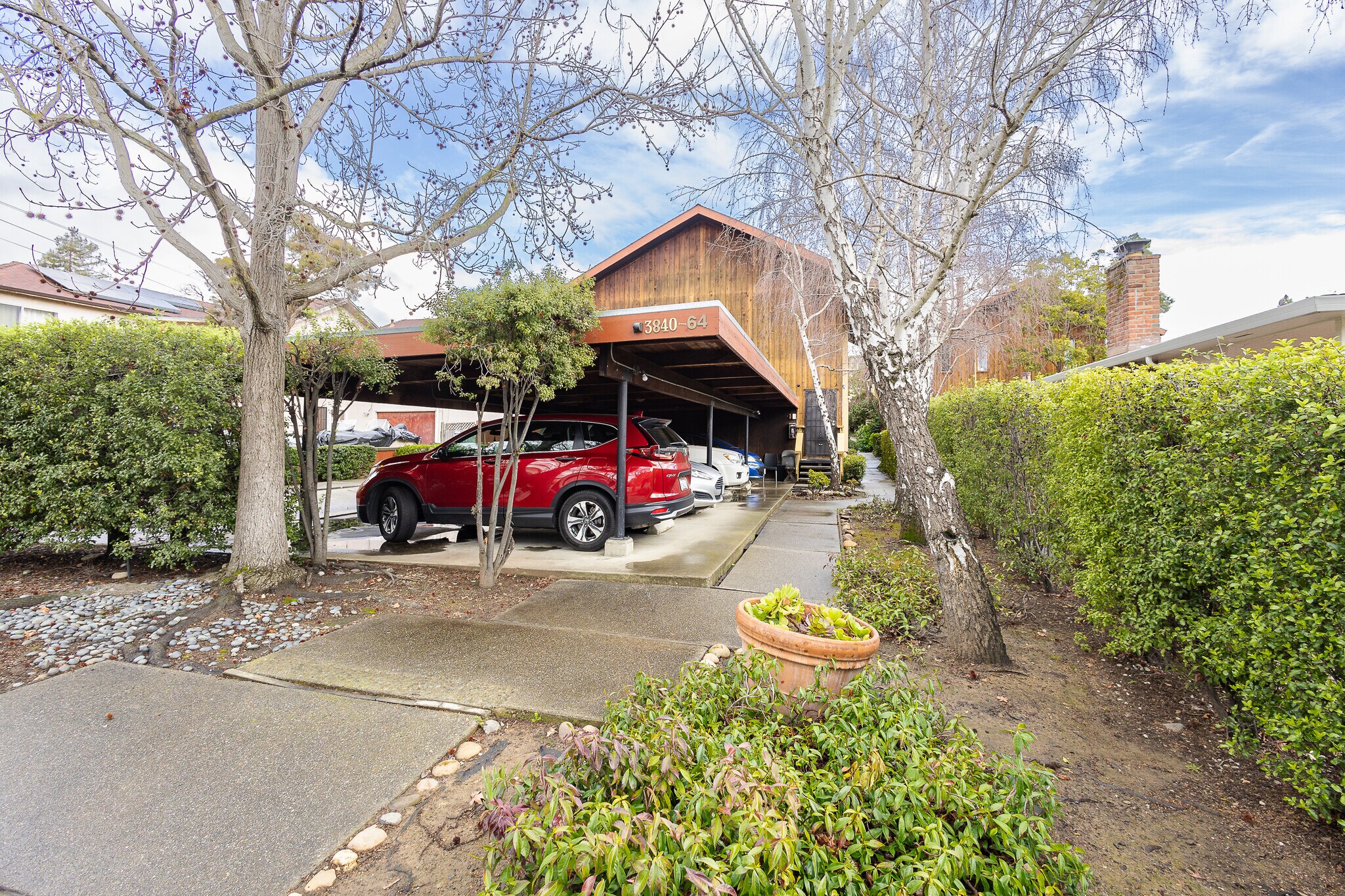 Building Photo - 3858 Maybelle Ave