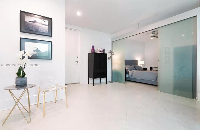 Building Photo - 1700 Meridian Ave