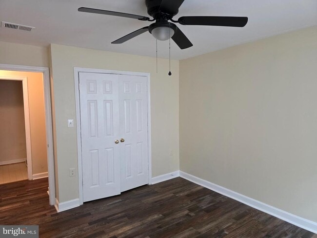 Building Photo - 12119 Salemtown Dr