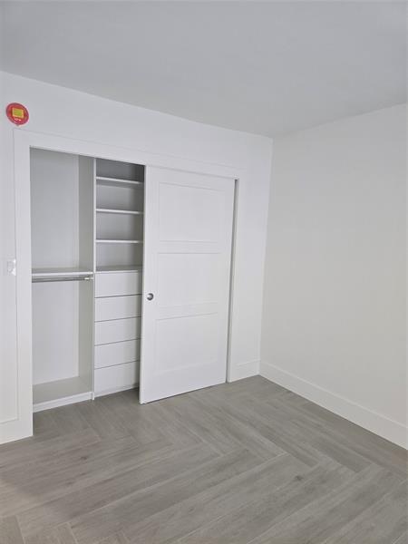 Building Photo - 328 N Ocean Blvd