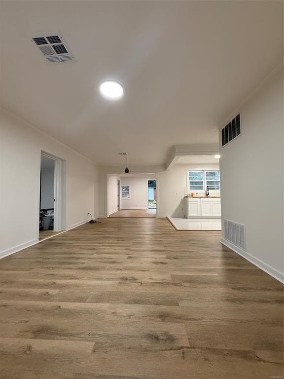 Building Photo - 308 Nottingham Rd