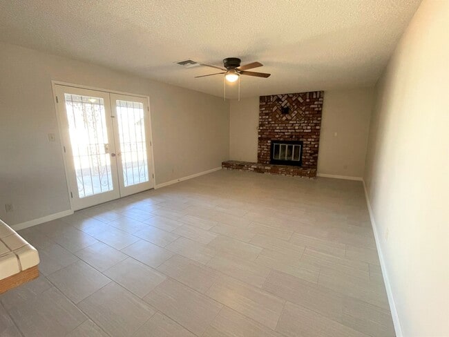 Building Photo - Coming Soon!