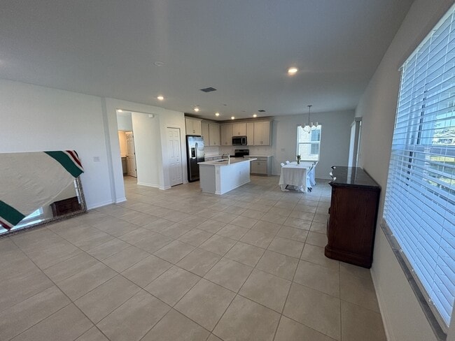 Building Photo - 16842 Fiesta Dr