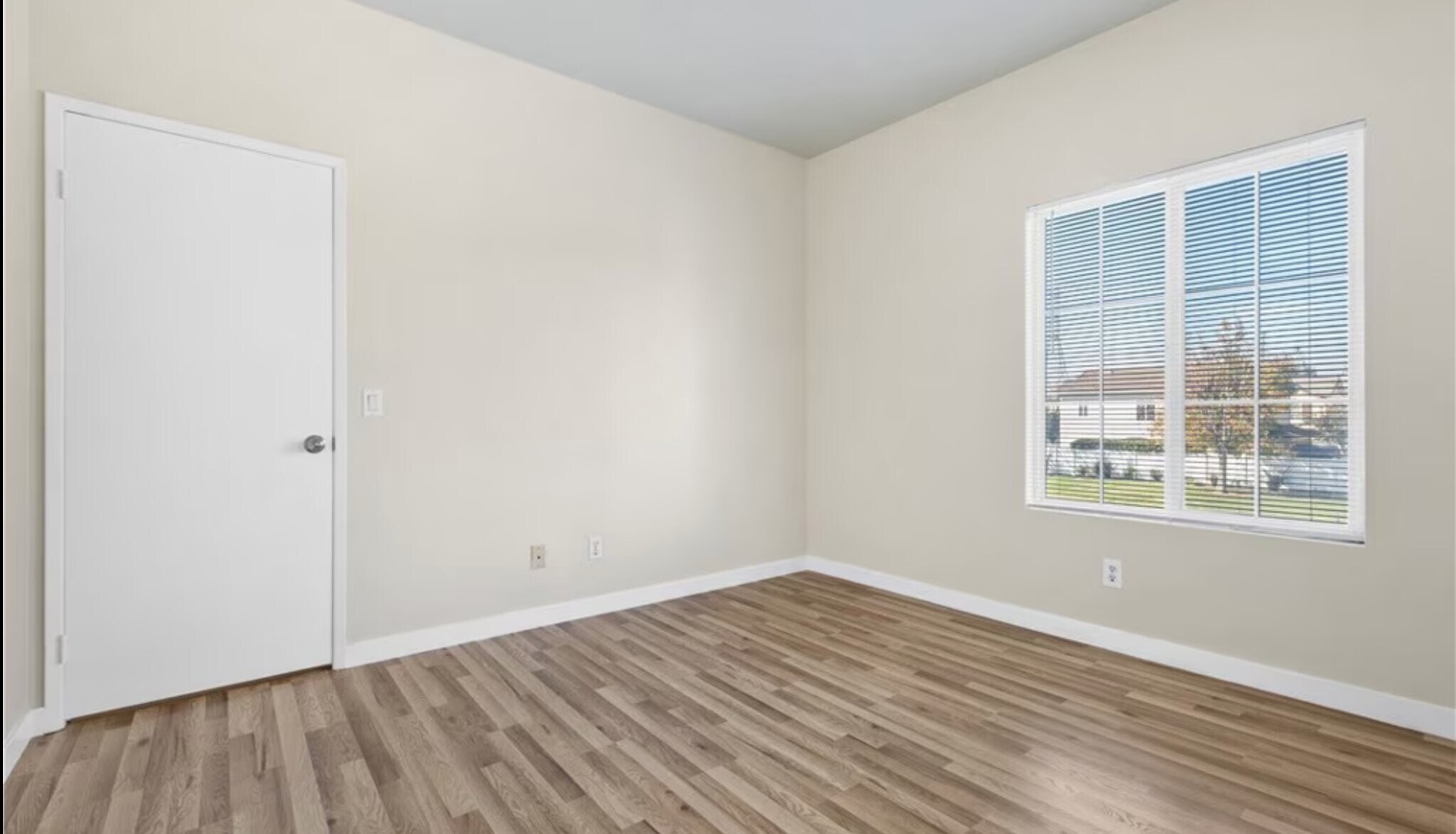 Building Photo - 7050 Dinwiddie St