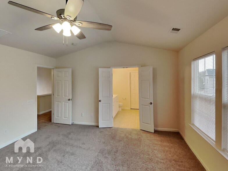 Building Photo - 10629 Claude Freeman Dr