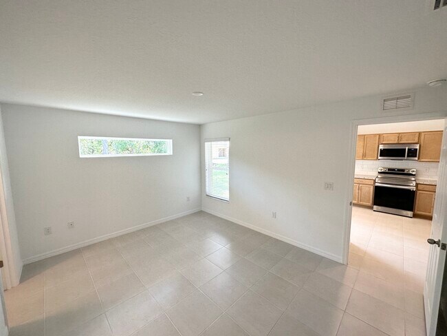 Building Photo - 40 Wellham Ln