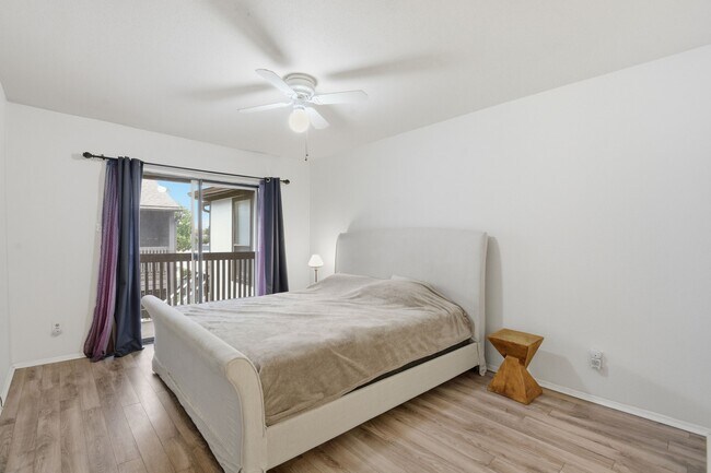 Building Photo - 2601 S Braeswood Blvd