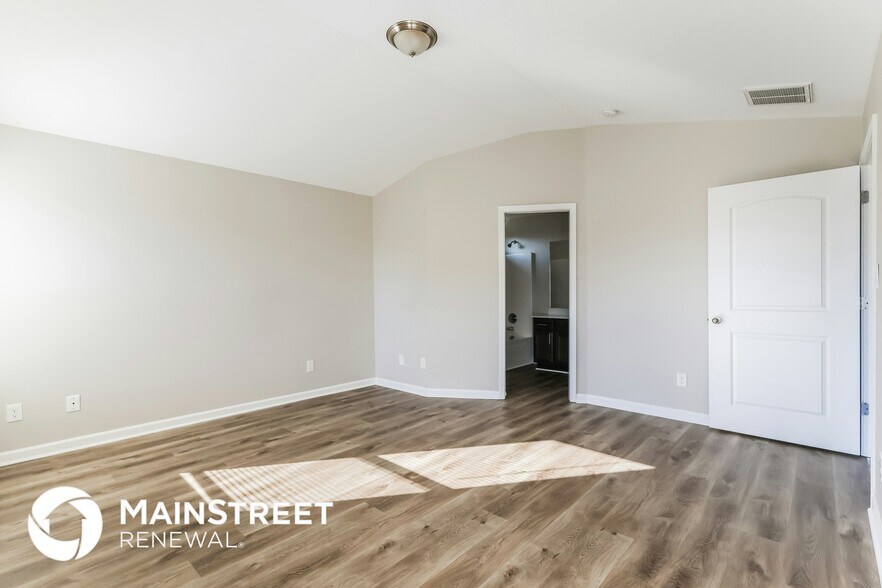 Building Photo - 2220 Walcot Way