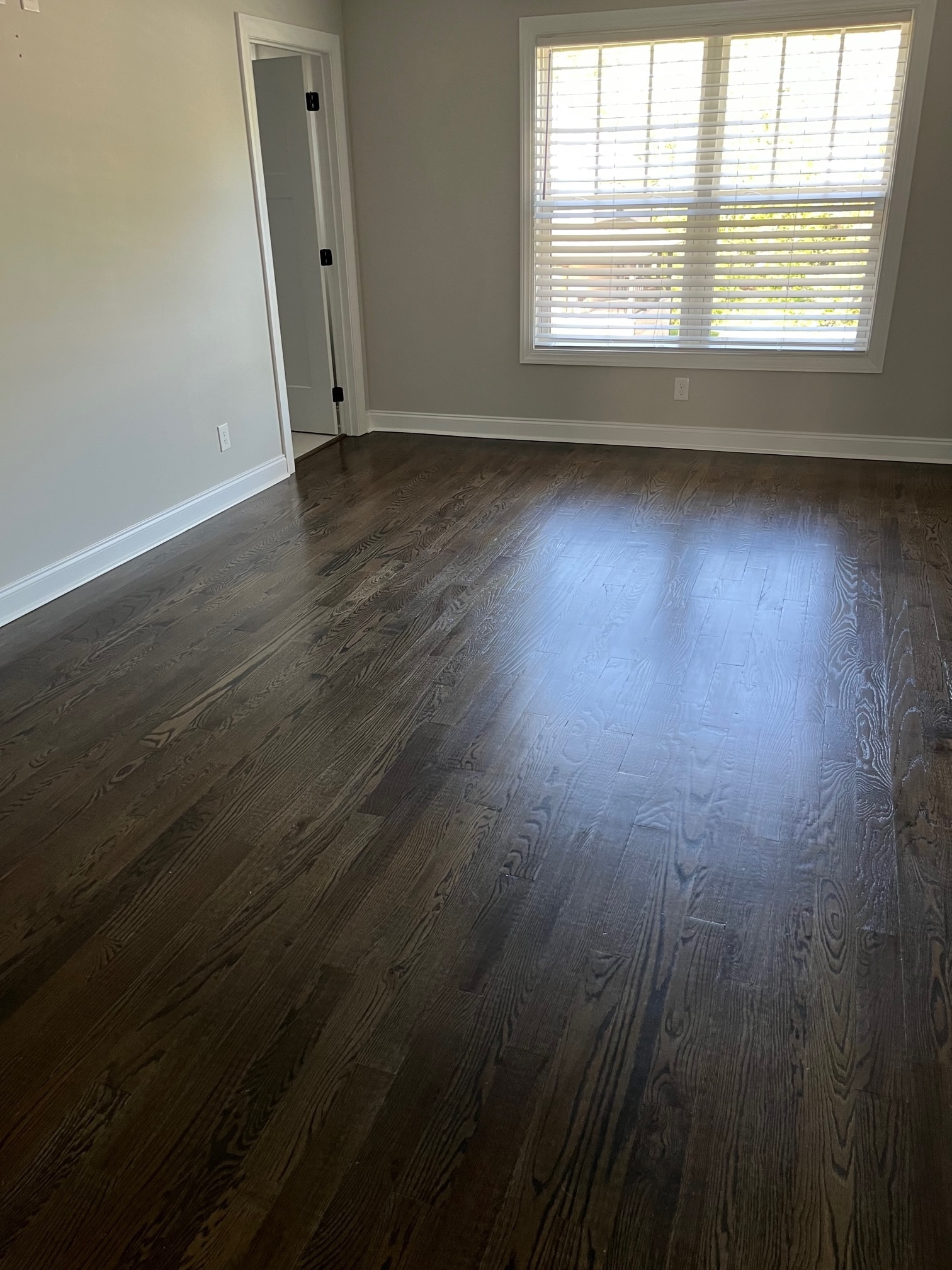 Master Bedroom - 1045 Presidents Ln