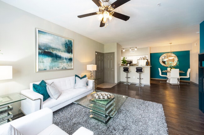 Building Photo - The Lexington at Champions