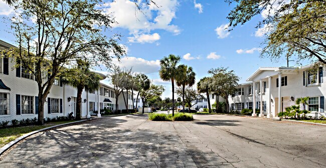 Building Photo - 2270 NE 68th St