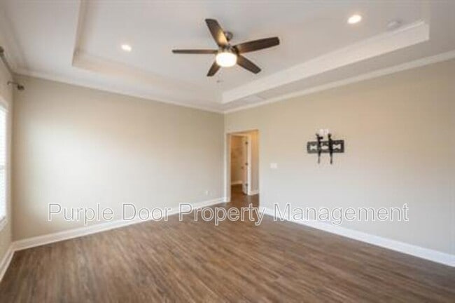 Building Photo - 318 Timbercreek Dr