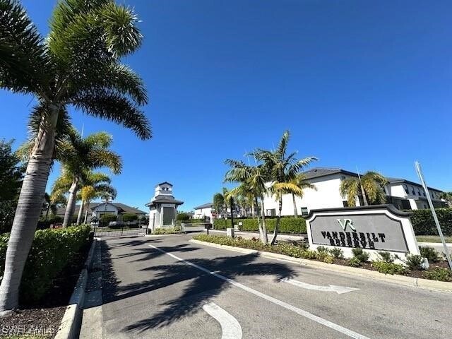 Building Photo - 7324 Rockefeller Dr