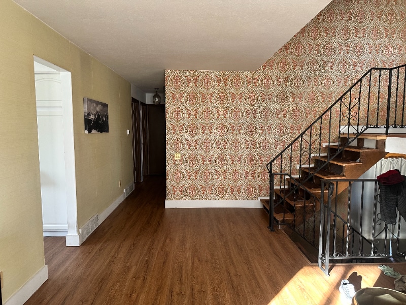 Building Photo - 661 S Fulton St