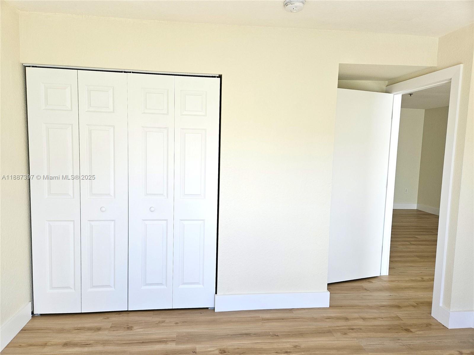 Building Photo - 437 SW 7th St