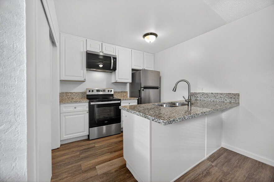 Building Photo - 81 La Fresa Ct