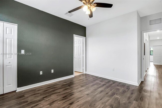 Building Photo - 3440 W 100th Terrace