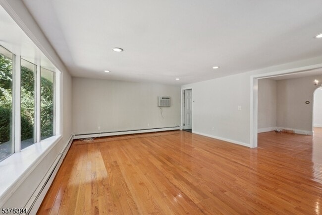 Building Photo - 359 Bogert Ave