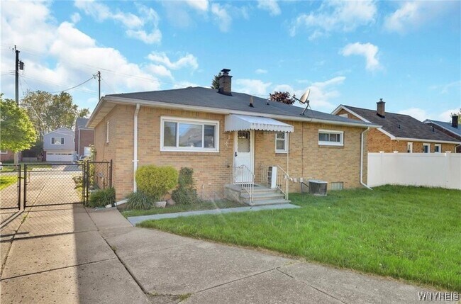 Building Photo - 85 Warsaw St