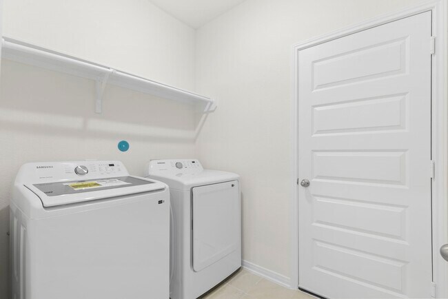 Building Photo - 4908 Vida Vis Dr