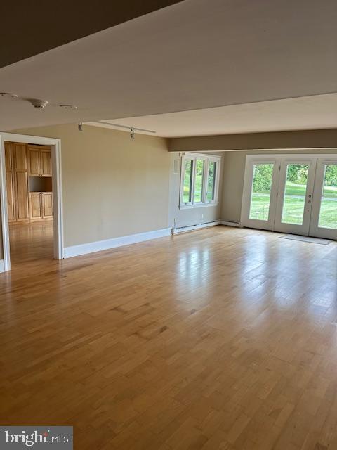 Building Photo - 1065 Lyme Ct