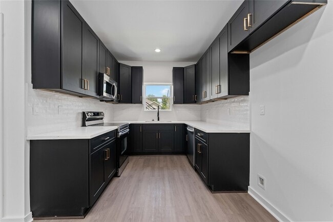 Building Photo - 414 N Carolina St