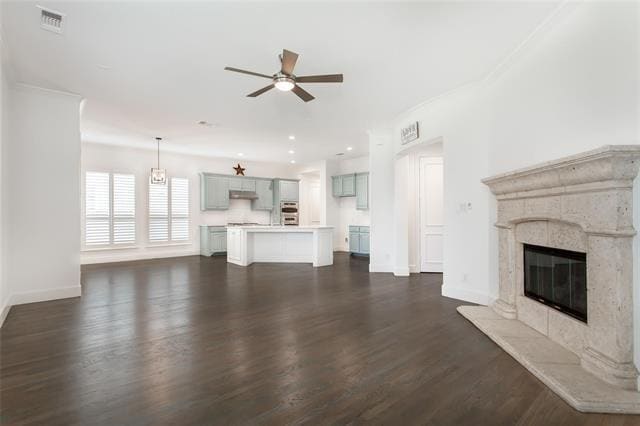 Building Photo - 921 Pine Burst Dr
