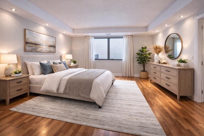 Building Photo - 700 1st St