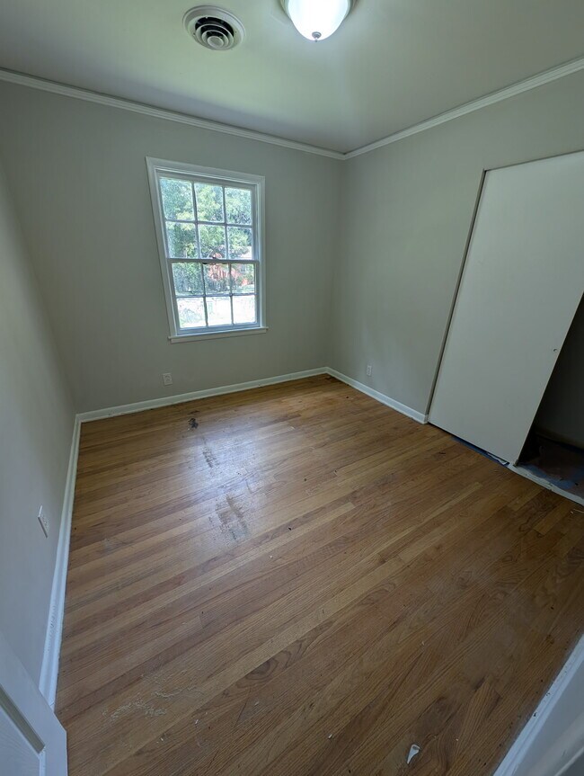 Building Photo - 3202 Asbury Ln