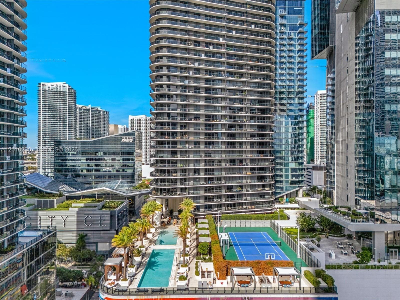 Building Photo - 801 S Miami Ave