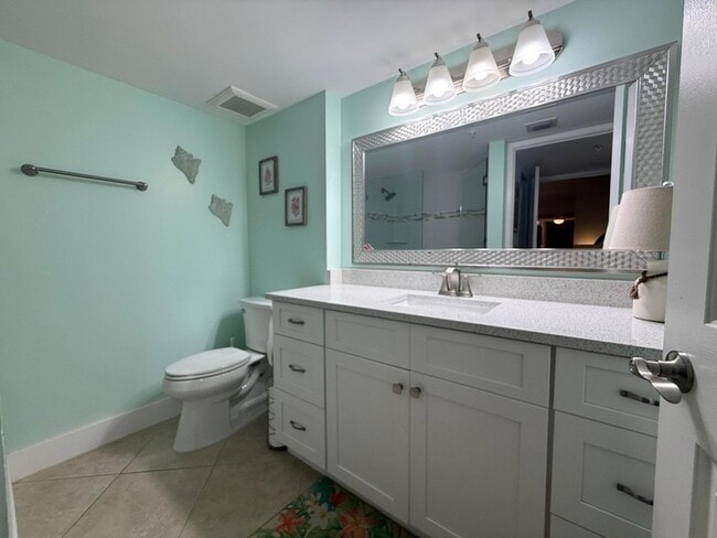 Building Photo - 236 Village Blvd