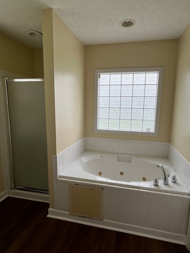 Building Photo - Very nice 4 bed/2 bath home in Raeford