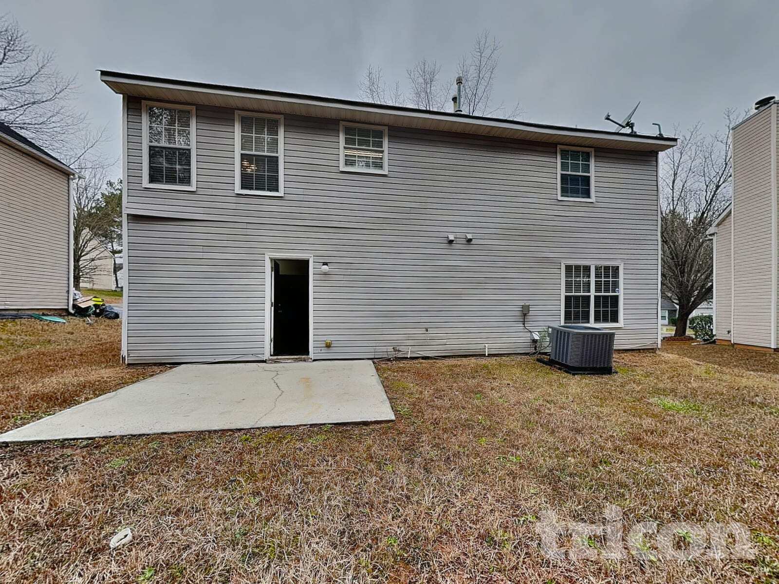 Building Photo - 6053 Crooked Creek Dr.