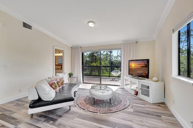 Building Photo - 5446 Reynolds Rd