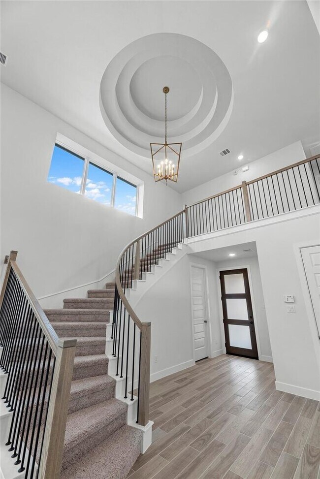 Building Photo - 10427 Shining Dawn Wy