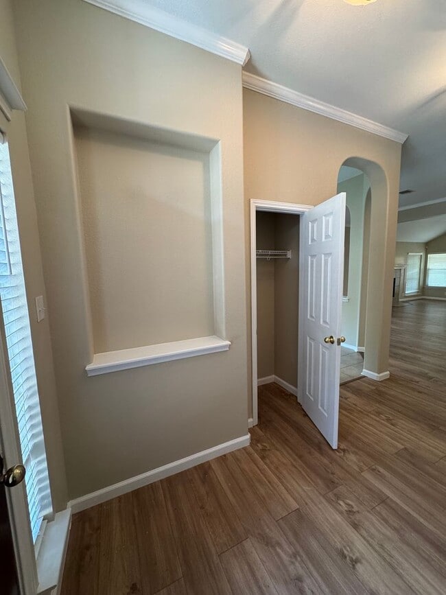 Building Photo - 20502 Wild Springs Dr