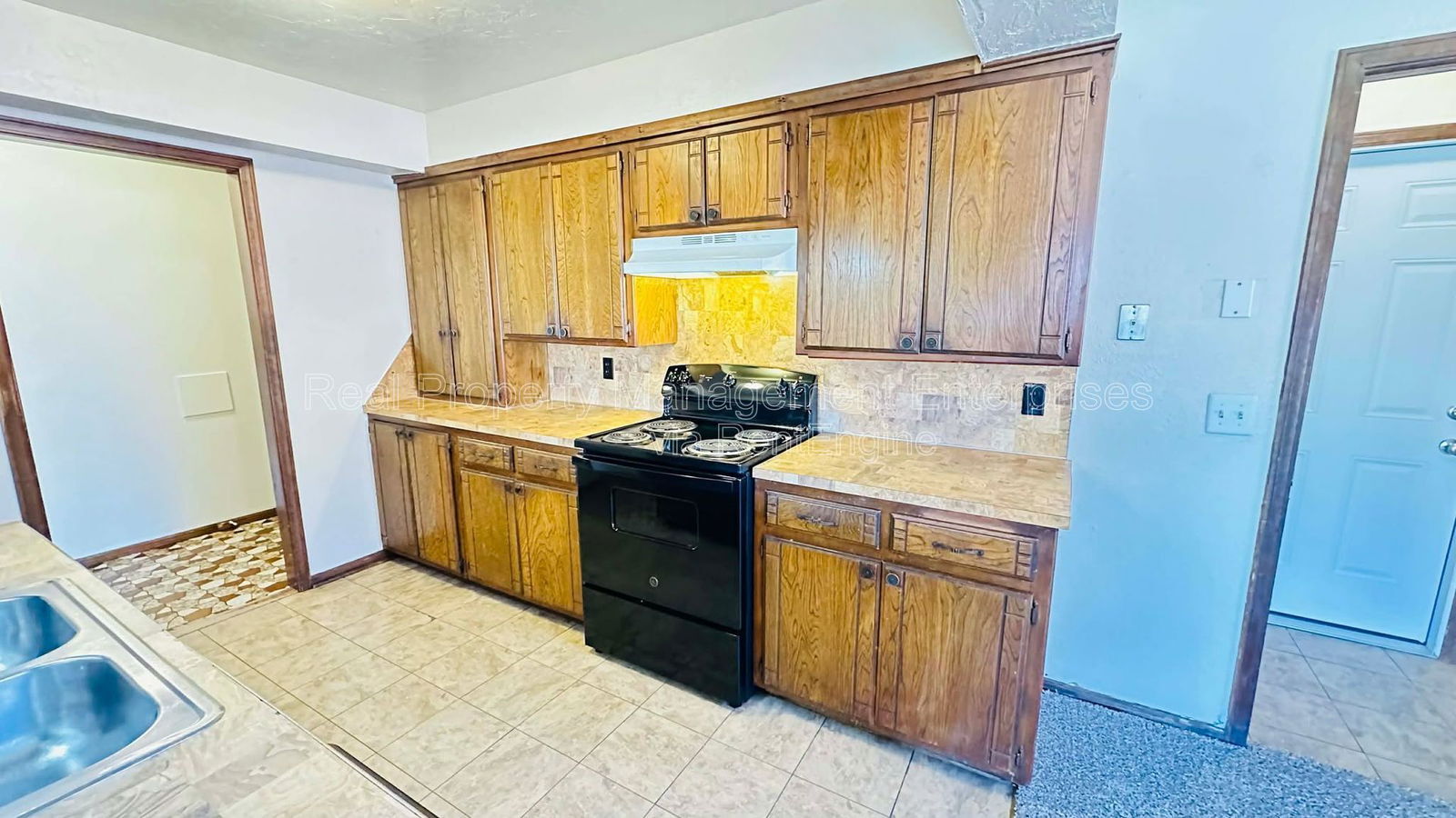 Building Photo - 4816 S Fairmont Ave