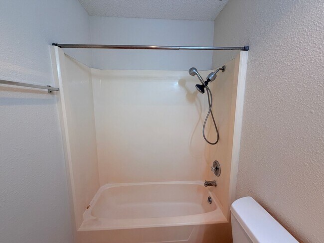 Building Photo - 2303 Whitlow Cove
