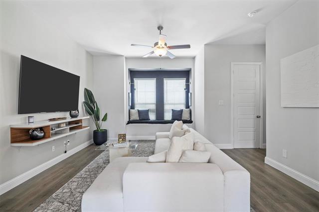 Building Photo - 2264 Palomino St