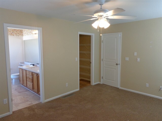 Building Photo - 18763 E 51st Ave